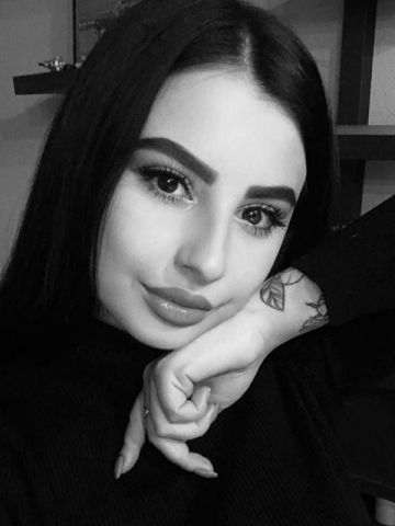 Проститутка Майя